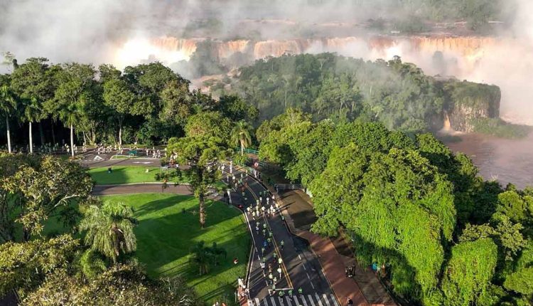 Percurso da prova é único, com trechos junto às Cataratas e em meio à vegetação do parque. Foto: Marcos Labanca/Urbia Cataratas