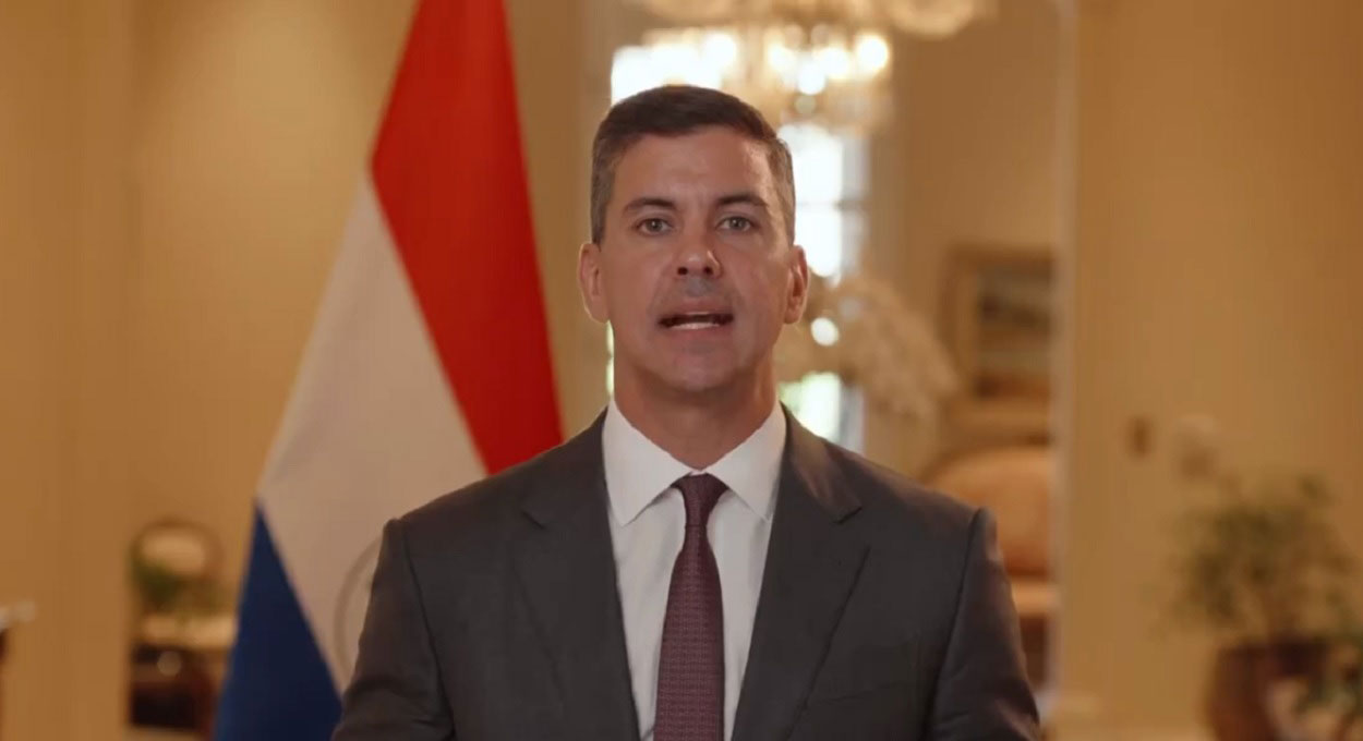 Santiago Peña publicou vídeo nos canais oficiais da Presidência. Imagem: Reprodução/Presidência do Paraguai