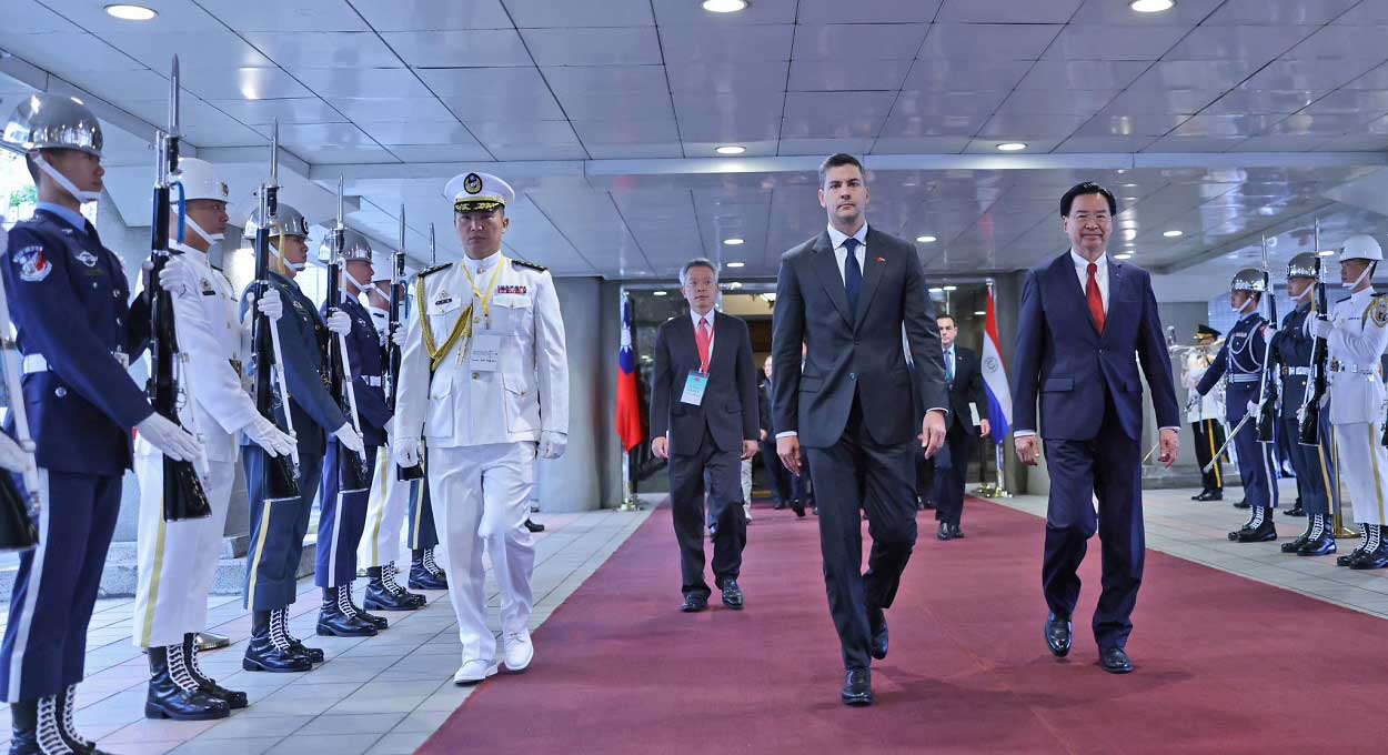 Apenas 12 nações do mundo reconhecem a soberania do governo de Taiwan. Foto: Gentileza/Presidência do Paraguai