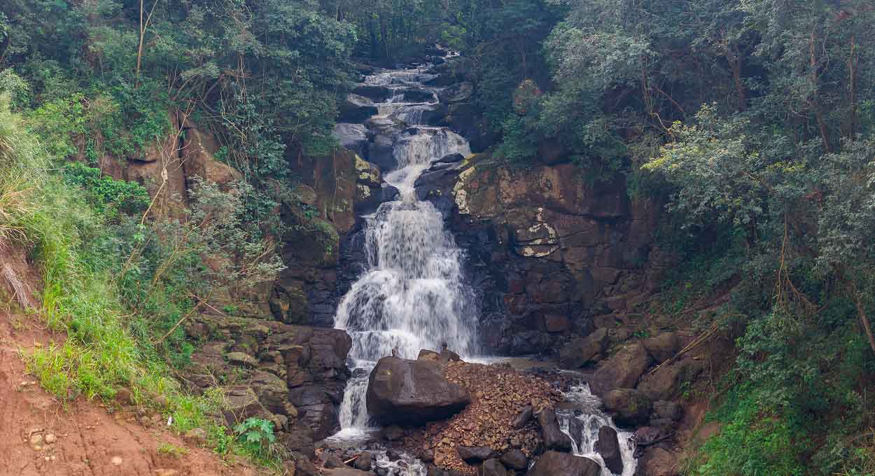Visite a Cachoeira do Eremita, joia escondida em Foz do Iguaçu