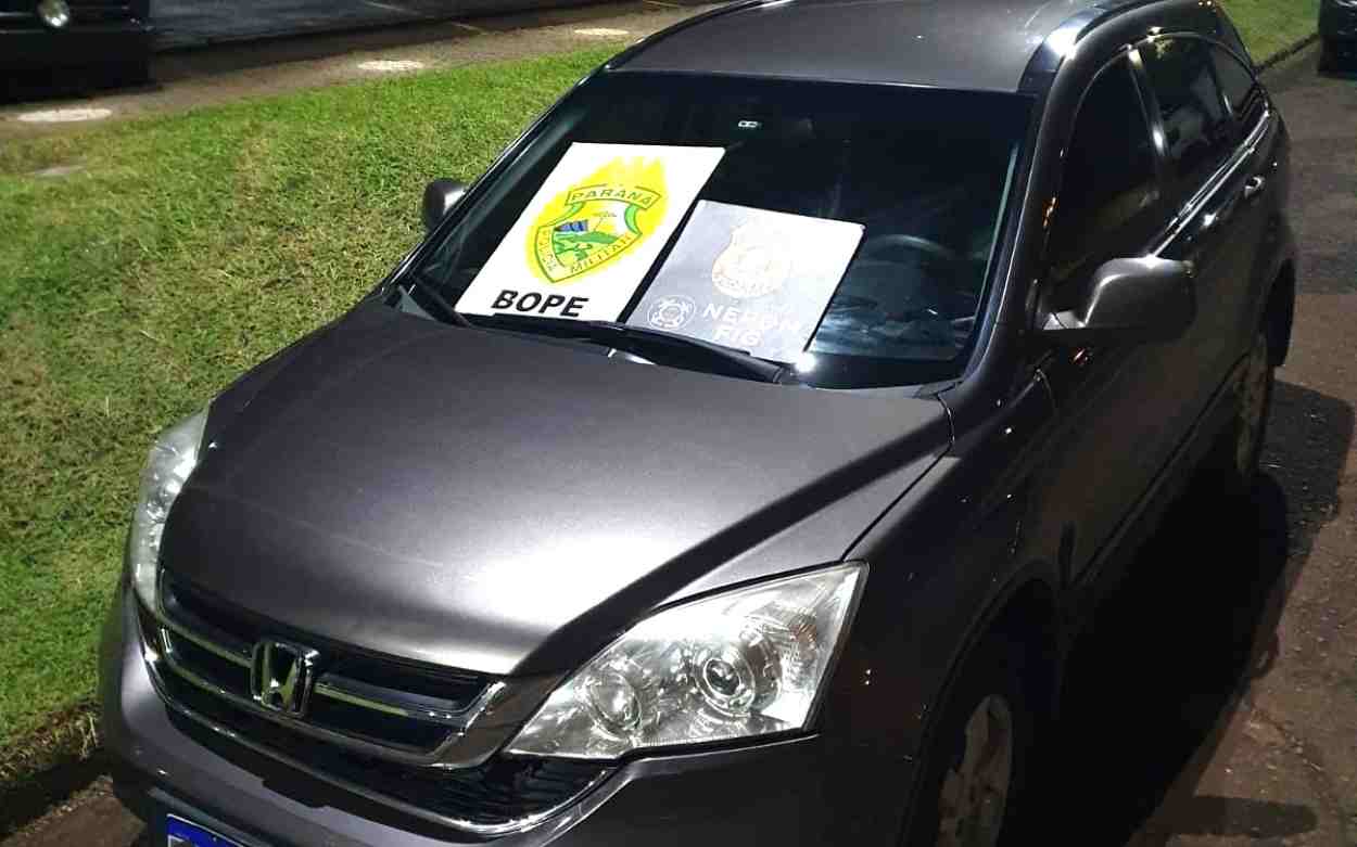 Polícia intercepta carro com meia tonelada de droga em Foz do Iguaçu