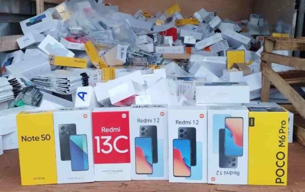 Forças de segurança apreendem 750 celulares em Foz do Iguaçu