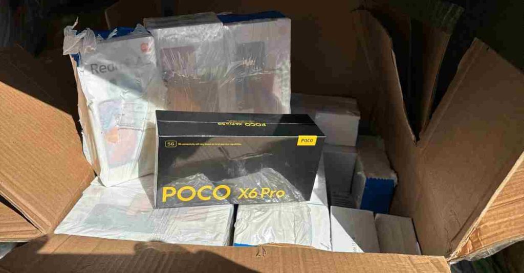 Motorista é preso com 500 celulares importados em van na fronteira