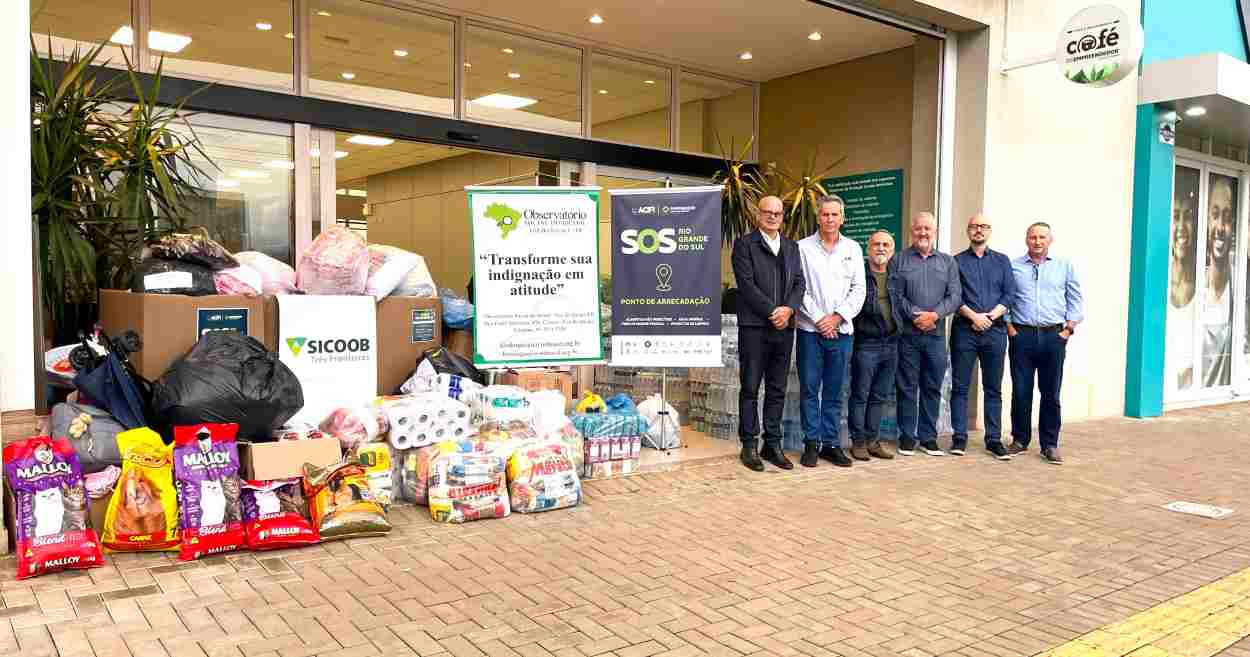 ACIFI e Sicoob enviam 5 toneladas de doações ao Rio Grande do Sul