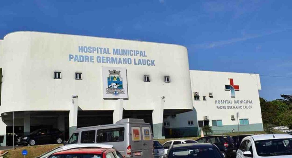 Gestão afirma não haver risco de faltar comida no Hospital Municipal