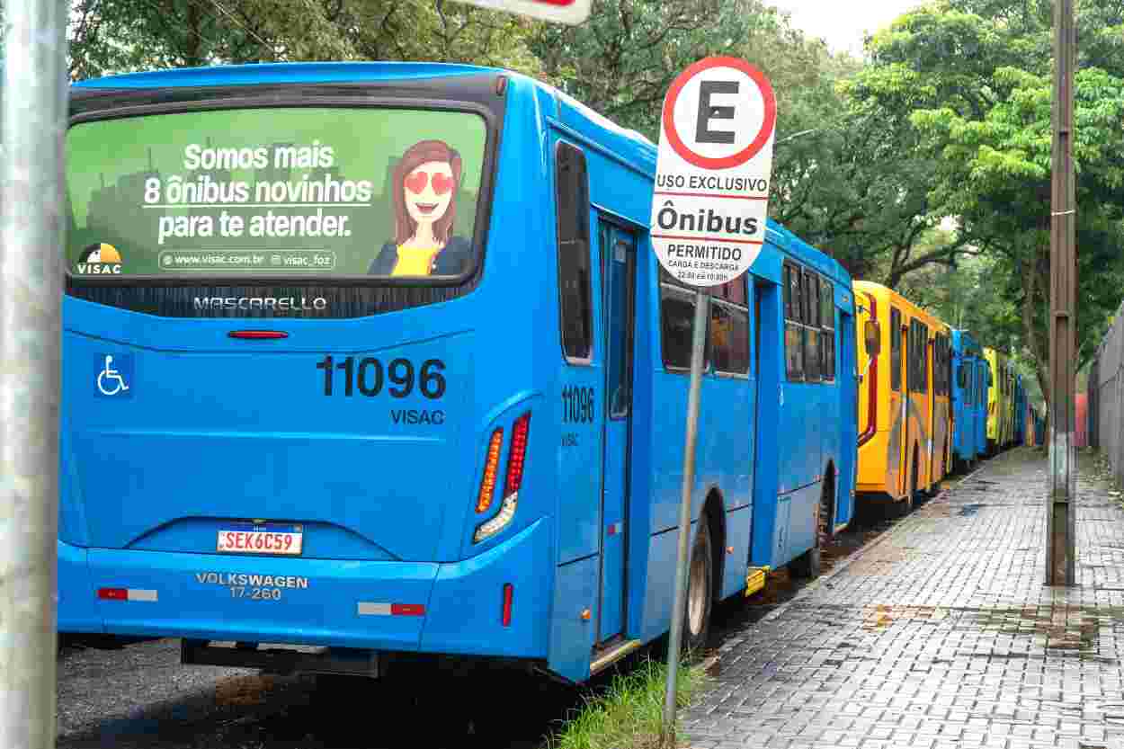 Motoristas irão paralisar 50% dos ônibus por uma hora nesta quarta-feira