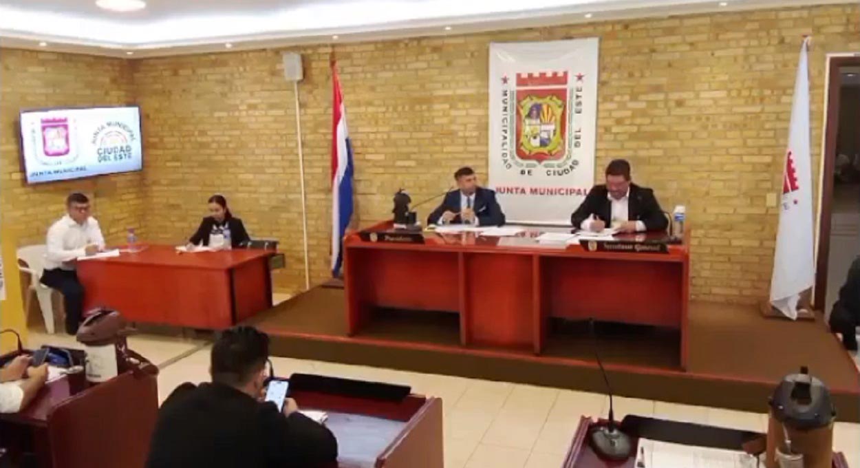 Vereadores aprovam lei sobre transporte por aplicativo em Ciudad del Este