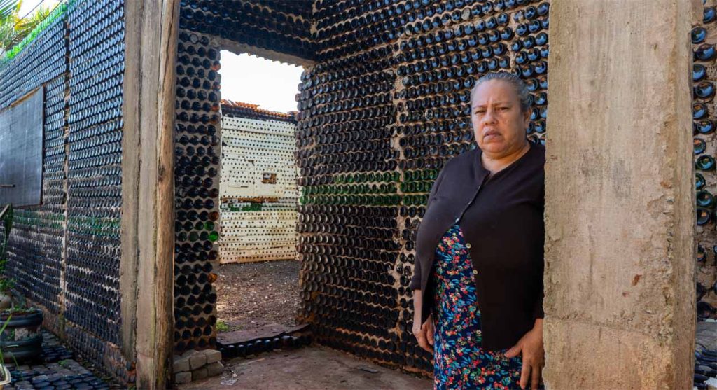 Glass bottle house: sustainable project calls for support
