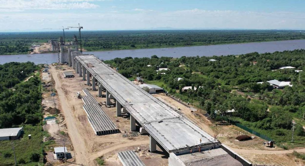 Obras da Ponte da Bioceânica avançam na fronteira com o Paraguai