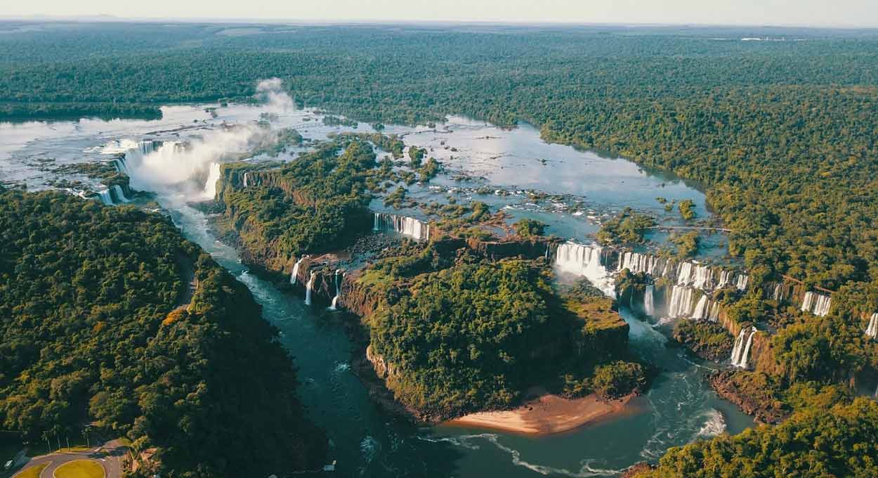 Feriado em Foz terá desconto para visita às Cataratas do Iguaçu