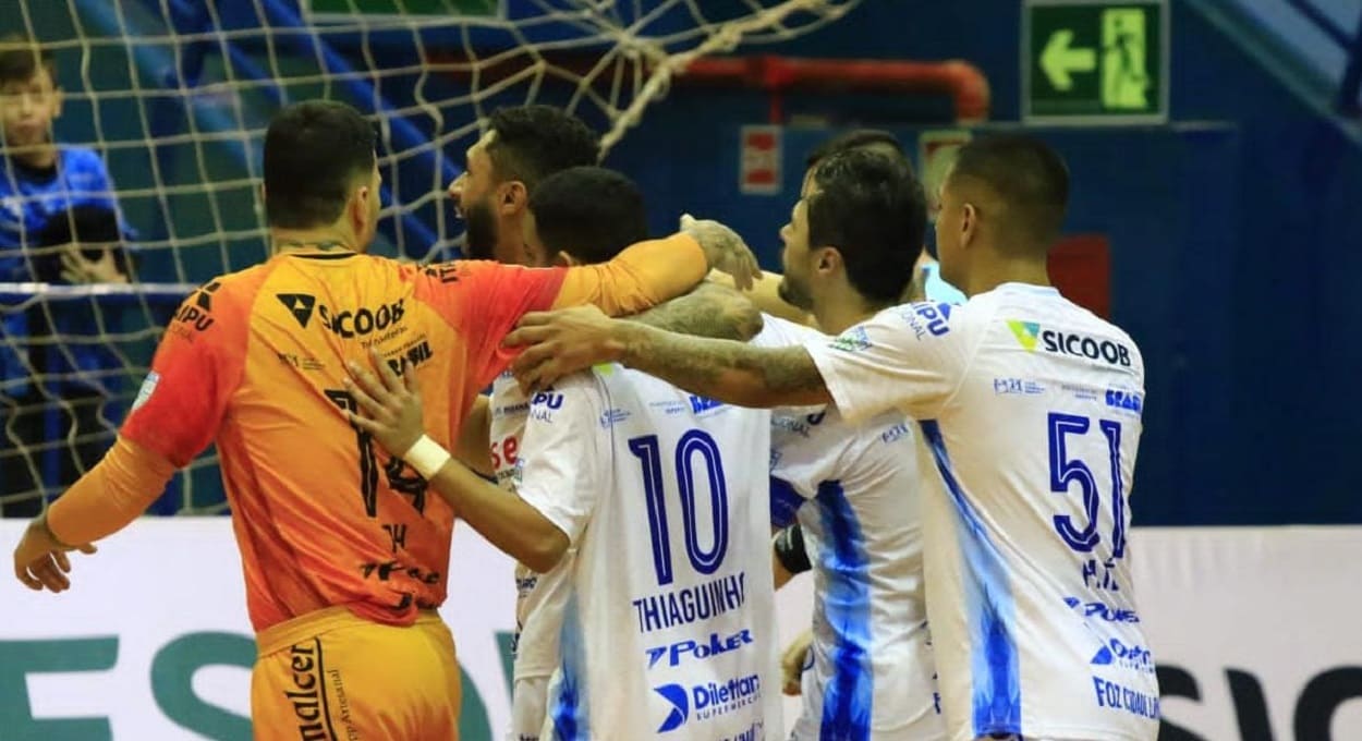 Foz Cataratas encara o São José pela Liga Nacional de Futsal