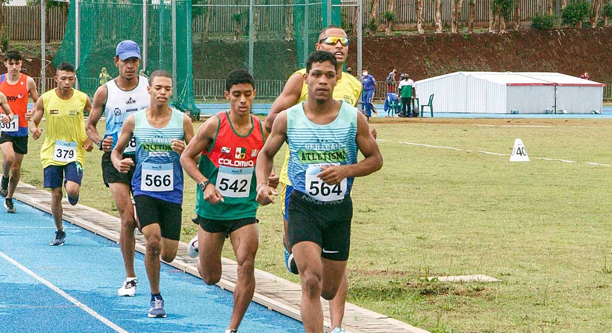 Atletas do Paraná, Frio chegando, Restaurante Popular e Garoto propaganda