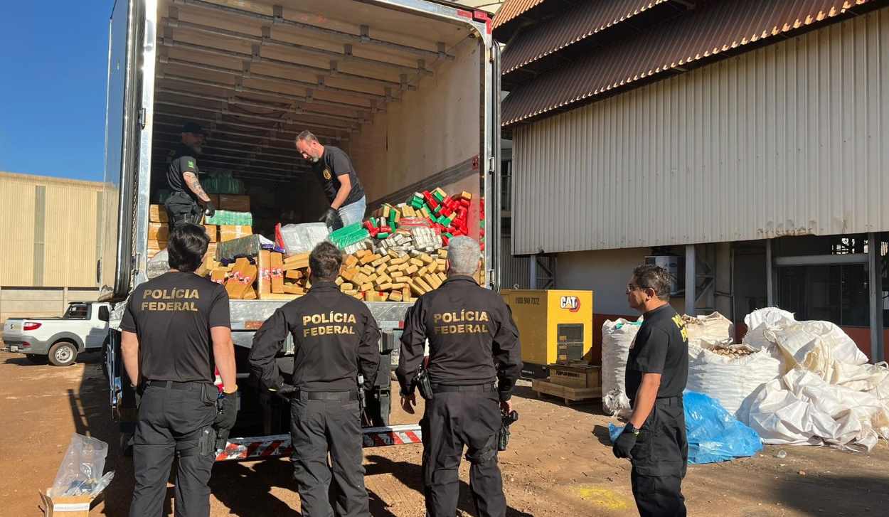 Federal destrói 6 toneladas de drogas apreendidas na fronteira