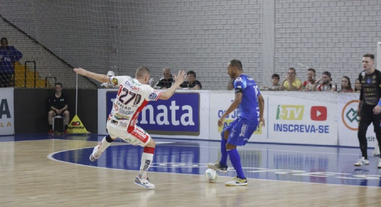 Foz Cataratas volta a pontuar após cinco rodadas na LNF