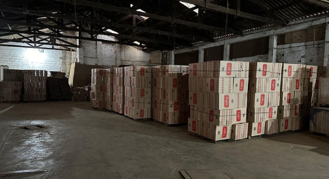 Produtos eram etiquetados como se fossem de marcas do Paraguai. Foto: Gentileza/Polícia Federal