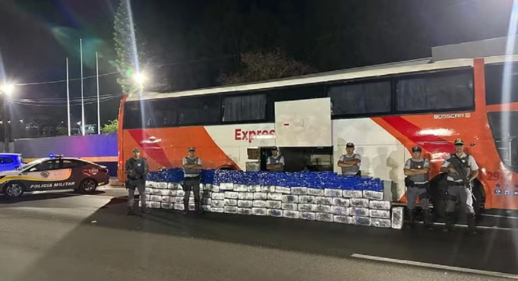 Polícia apreende maconha em ônibus que partiu do Paraguai