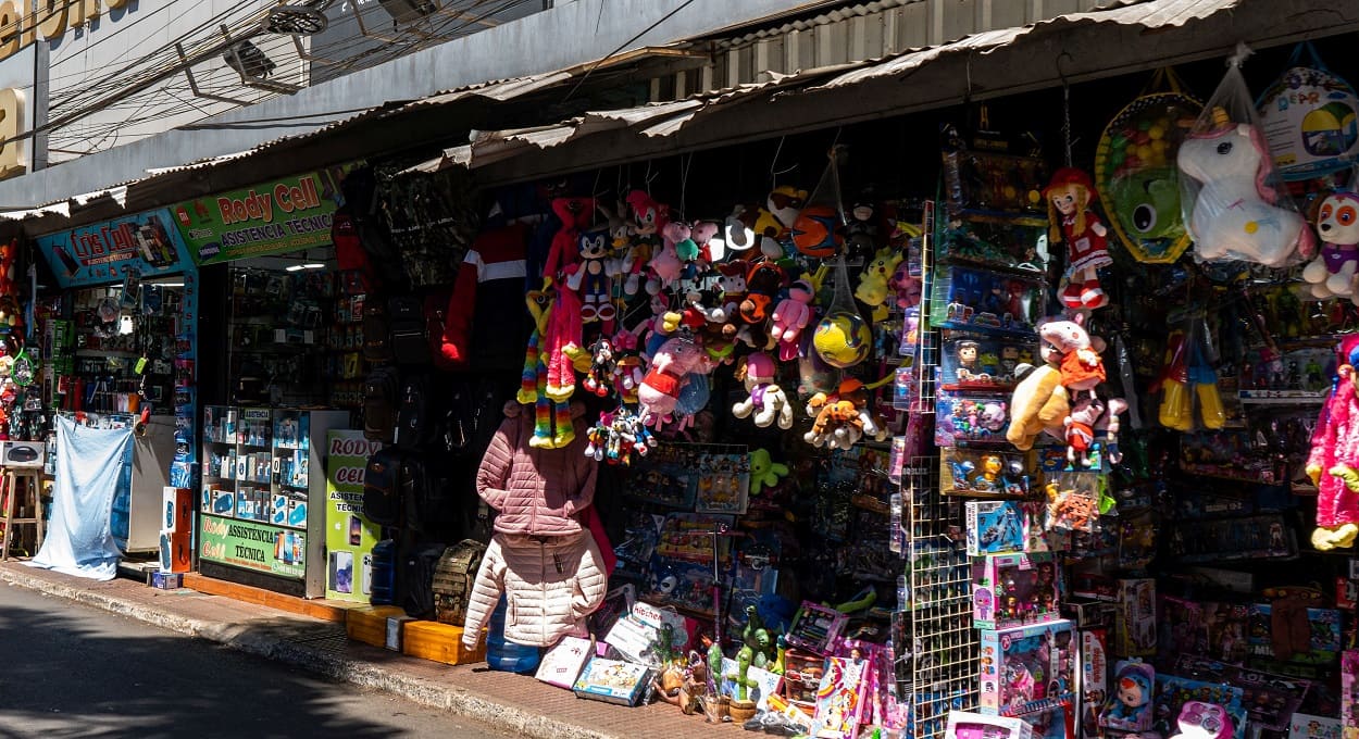 Frio aquece vendas de casacos e agasalhos no Paraguai