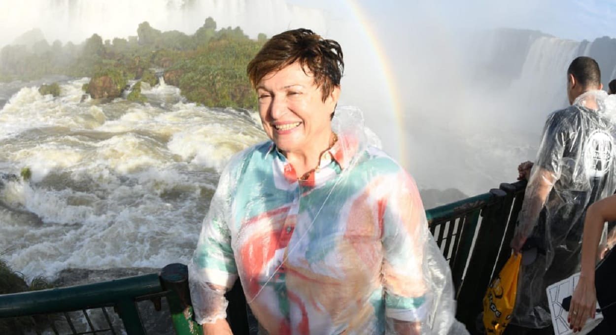 Diretora-geral do FMI visita as Cataratas e a usina de Itaipu