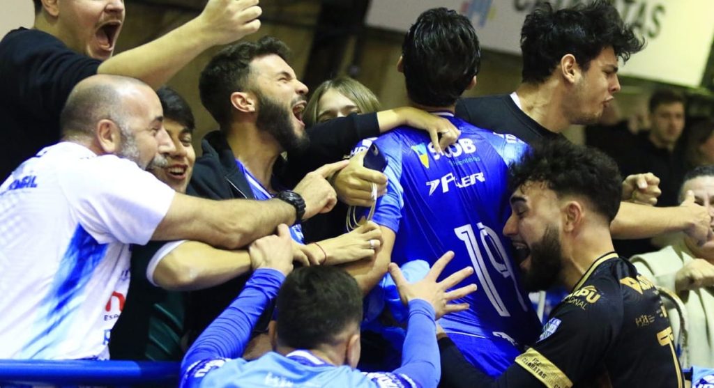 Foz Cataratas recebe o Blumenau pela Liga Nacional de Futsal