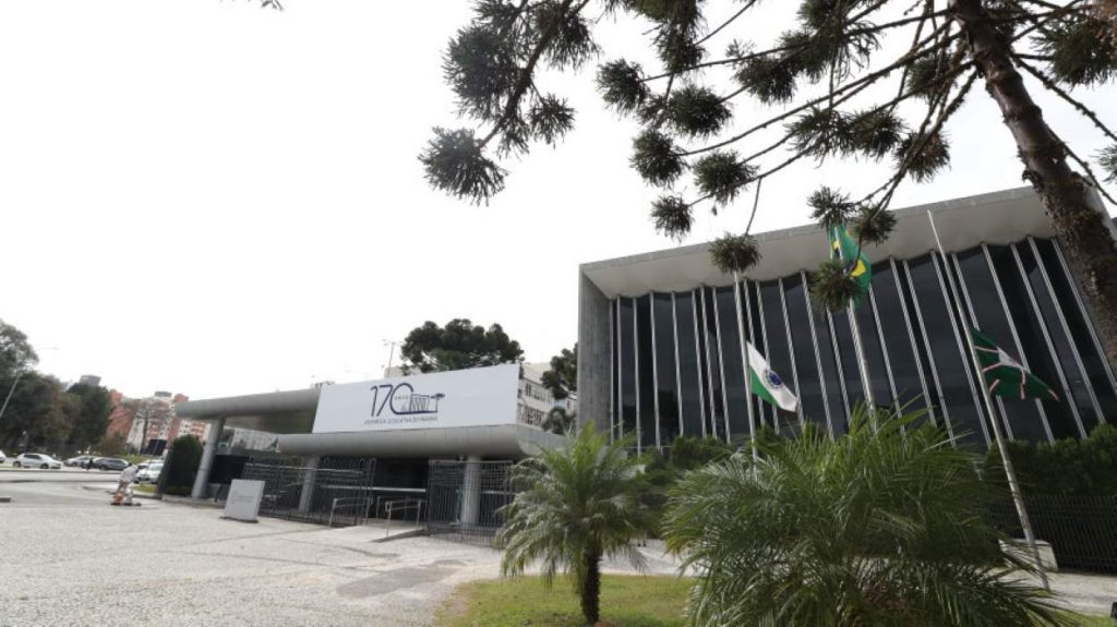 ALEP analisa criação de rede de atendimento contra uso de drogas