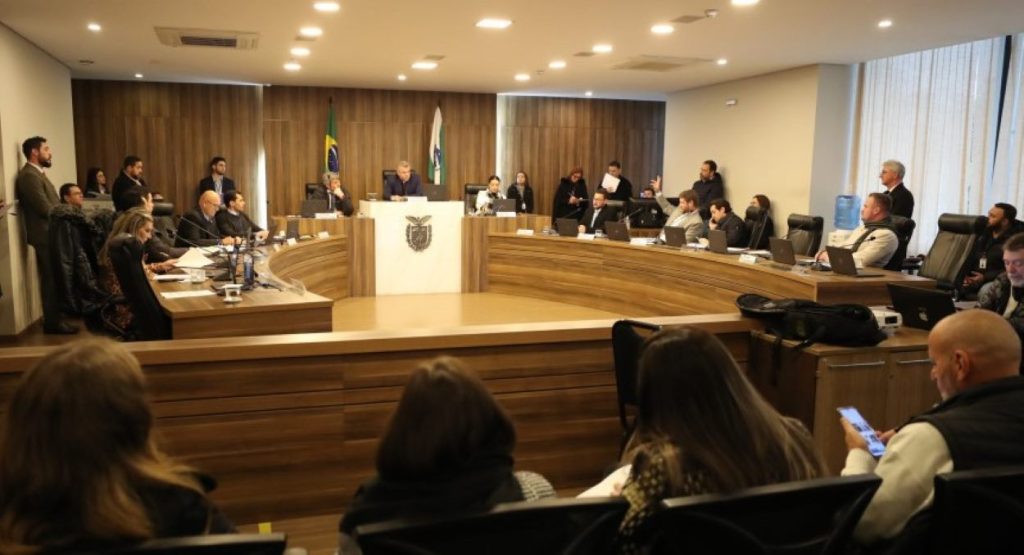 Repasse de bens a organizações quem atendem pessoas vulneráveis é debatido na ALEP