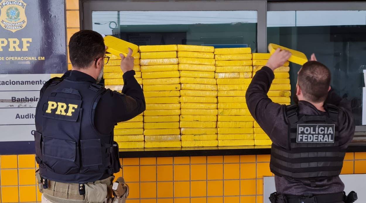 Motorista que saiu de Foz do Iguaçu ‘cai’ com 80 quilos de cocaína em carga de doce