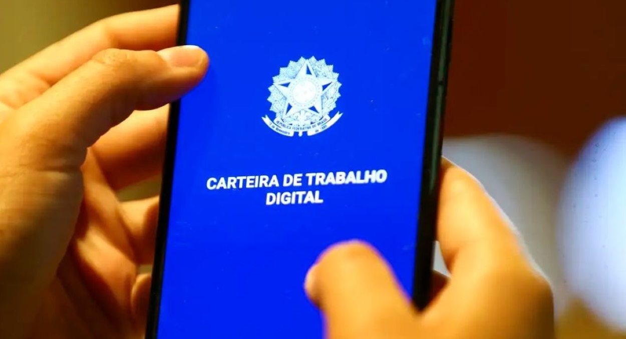 Hotel em Foz do Iguaçu oferta vagas de emprego em várias funções