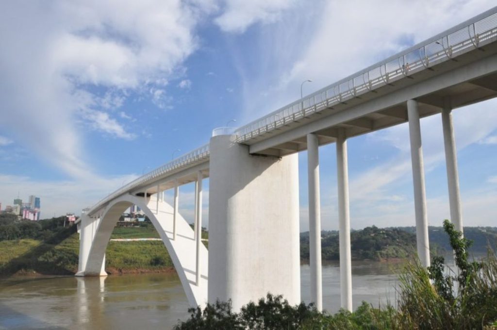 Polícia prende em Foz do Iguaçu membros de quadrilha especializada em furto de veículos