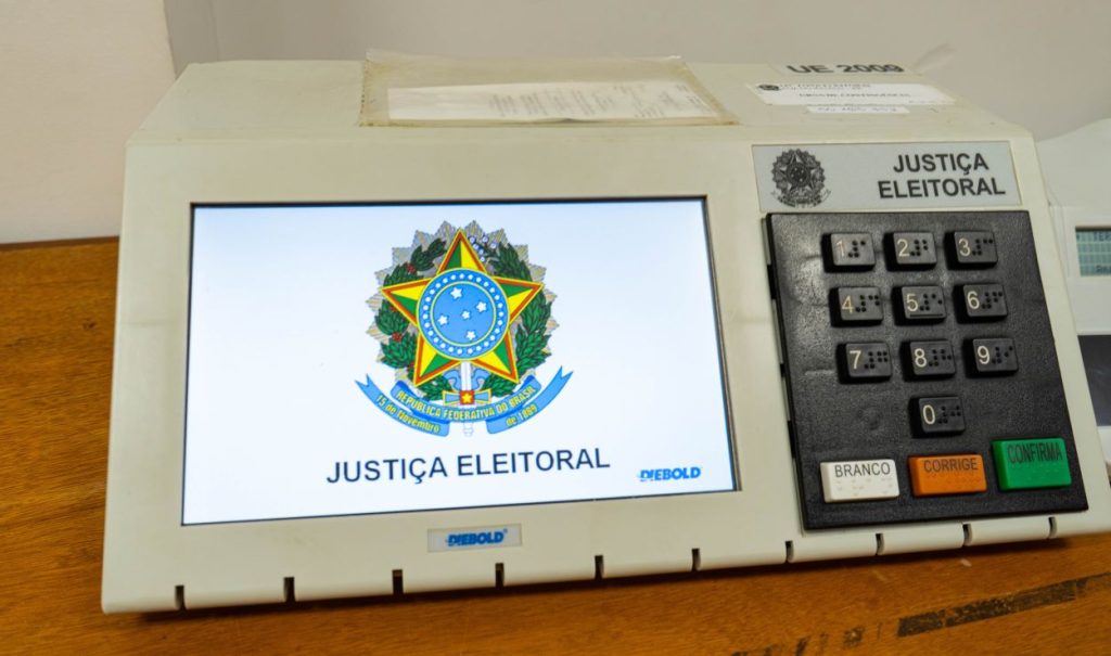 Justiça Eleitoral combate fraude em cota para mulheres candidatas