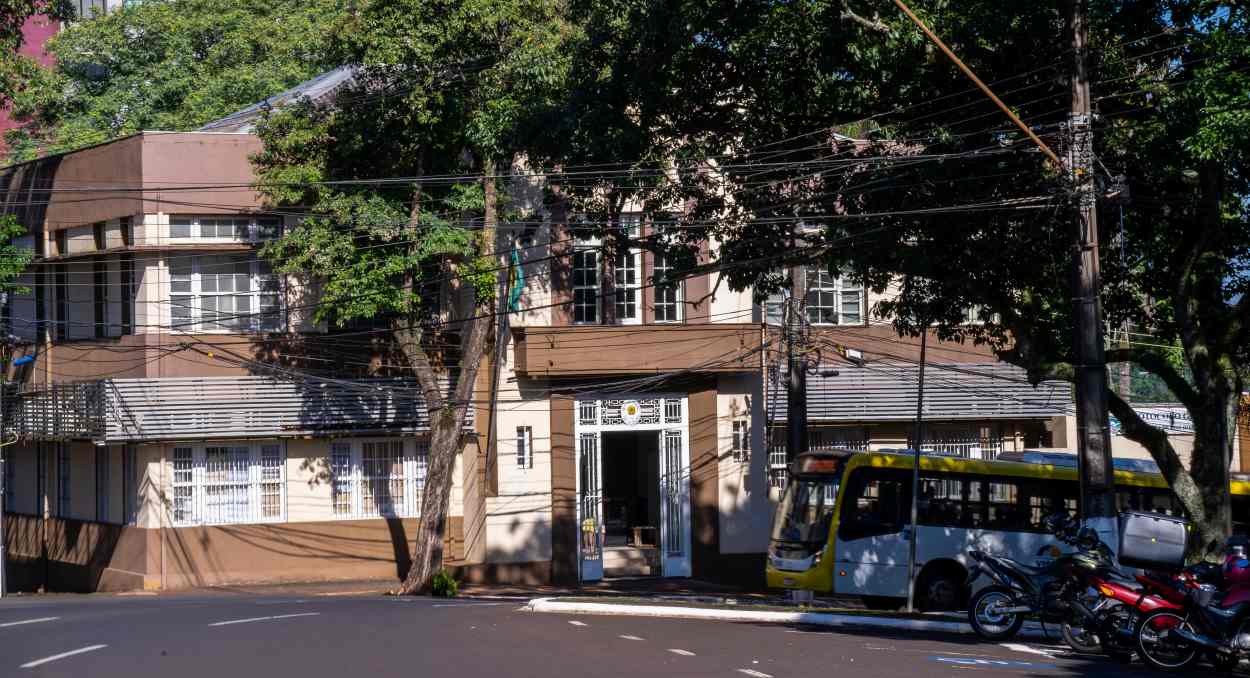 Foz do Iguaçu inicia convenções com 13 pré-candidatos a prefeito