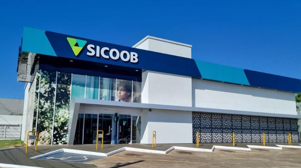 Sicoob da Avenida República Argentina, mais amplo e moderno para a comunidade