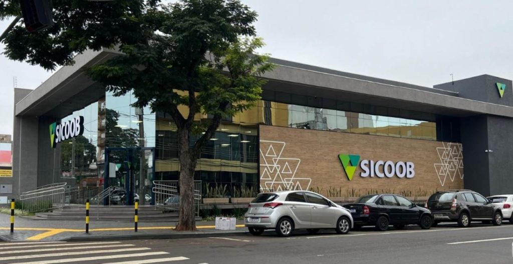 Sicoob Três Fronteiras inaugura a nova Agência Centro em Foz do Iguaçu