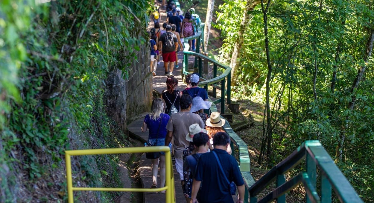 Veja como foi o movimento das férias de julho no turismo de Foz do Iguaçu