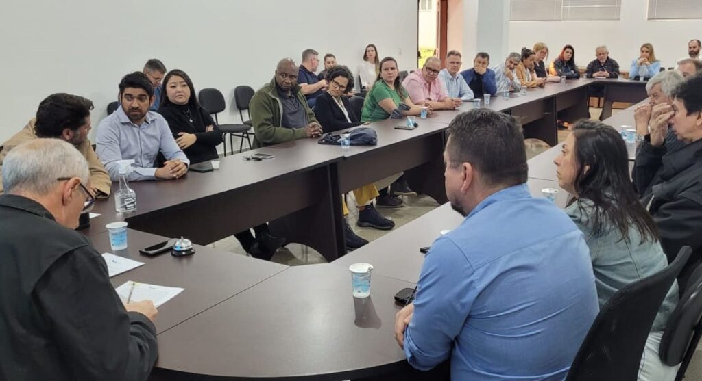 Conselho Municipal de Turismo elege nova diretoria em Foz do Iguaçu