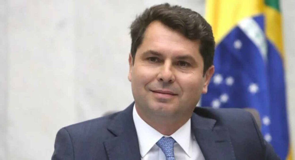 Alexandre Curi é eleito novo presidente da Assembleia Legislativa