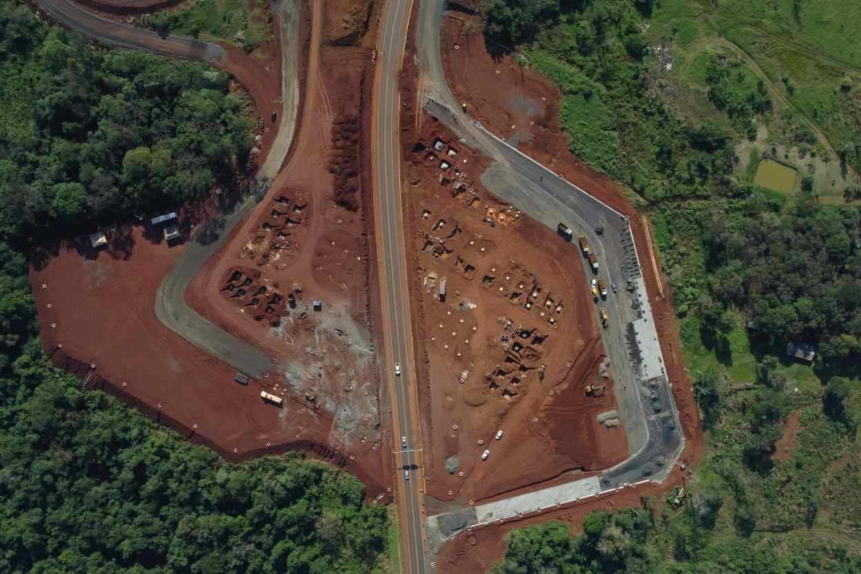 Acesso à Argentina terá desvio no trânsito por obras da perimetral