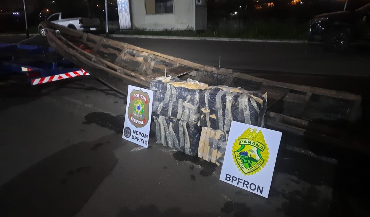Polícia prende homem com fardos de droga no Rio Paraná