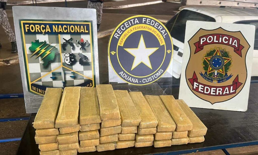 Polícia faz 4 prisões na Ponte da Amizade por tráfico internacional de drogas