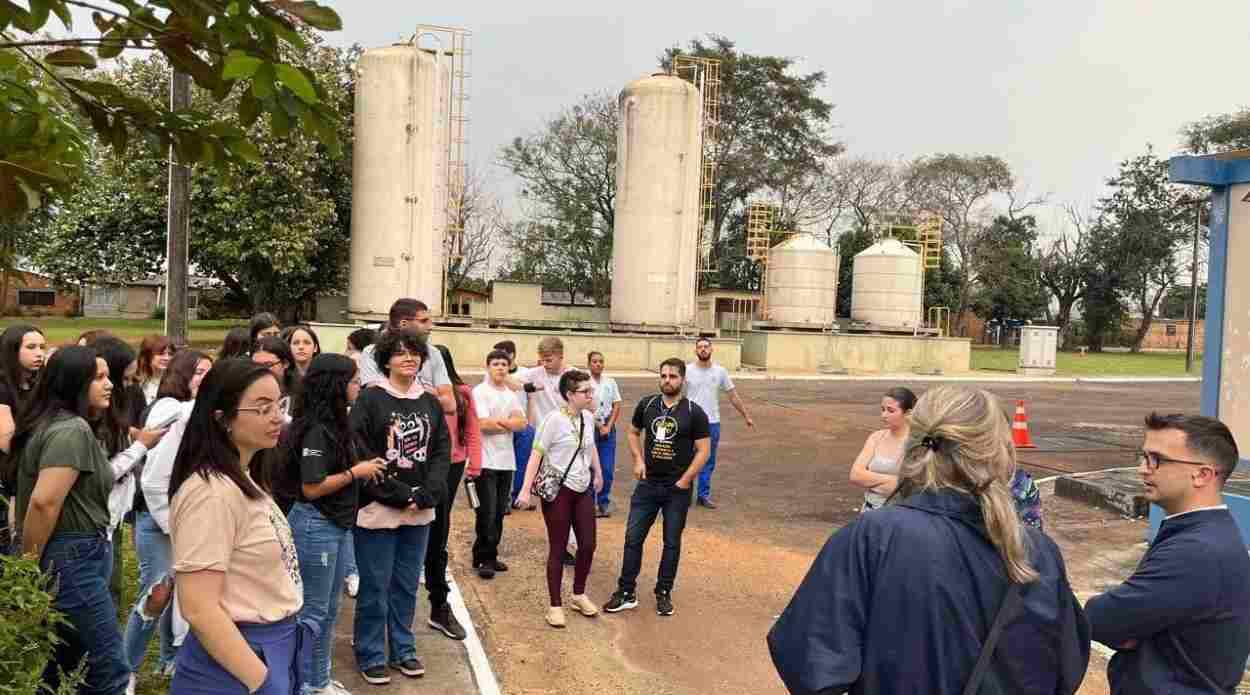 Sanepar forma multiplicadores ambientais em Foz do Iguaçu