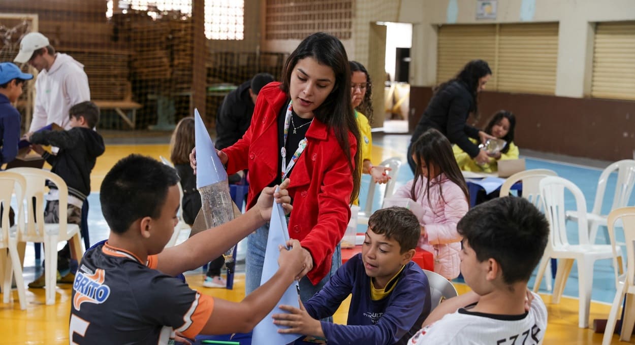 Itaipu Parquetec mobiliza crianças e adolescentes de Foz do Iguaçu