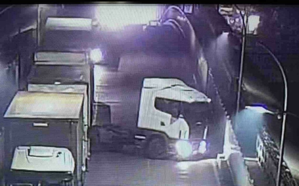 Apreensão ‘gigante’ na Ponte da Amizade soma R$ 10 milhões em mercadorias
