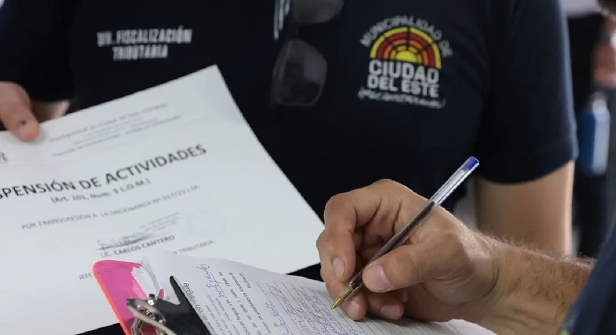 Trabalho é levado adiante pelas equipes da Divisão de Fiscalização Tributária. Foto: Gentileza/Prefeitura de Ciudad del Este