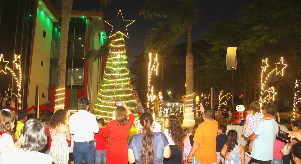 Decoração de 2023 no espaço em frente à prefeitura de Santa Rita. Foto: Gentileza/Prefeitura de Santa Rita