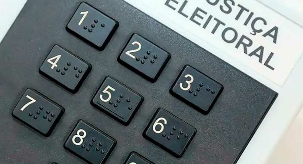 Foz do Iguaçu tem 15,9 candidatos para cada vaga de vereador; veja infográficos