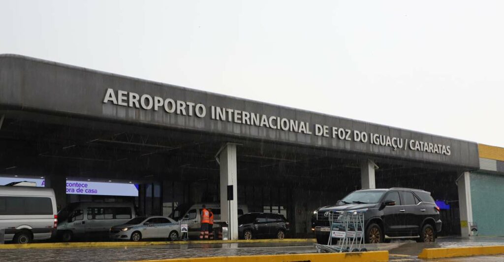 Foztrans assume fiscalização no aeroporto, mirando transporte clandestino