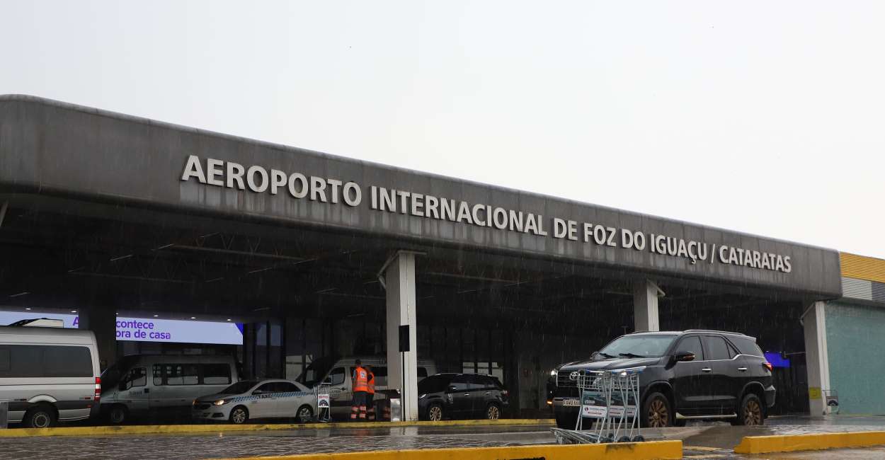 Foztrans assume fiscalização no aeroporto, mirando transporte clandestino