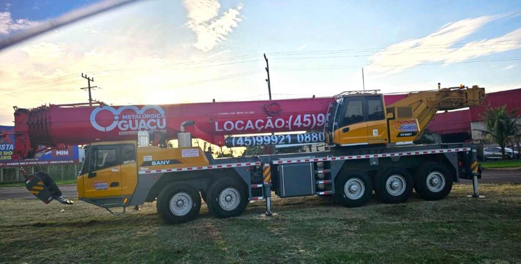 Empresa compra guindaste que ergue 160 toneladas com apoio do Sicoob