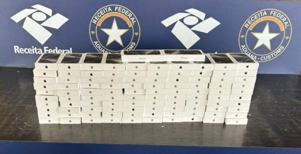 RF confisca carga do novo iPhone 16 estimada em R$ 1 milhão na Ponte da Amizade