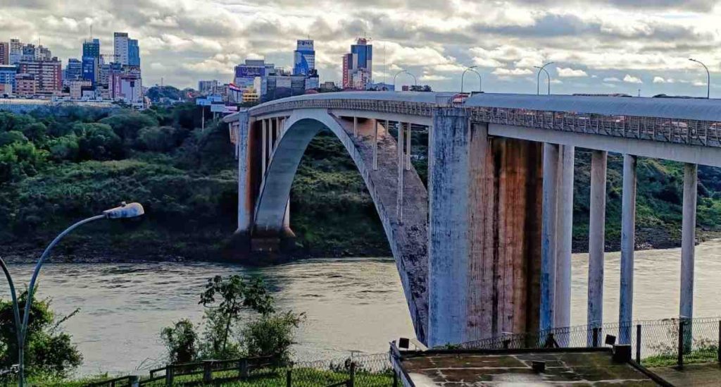 Ajude a preservar a memória da Ponte da Amizade