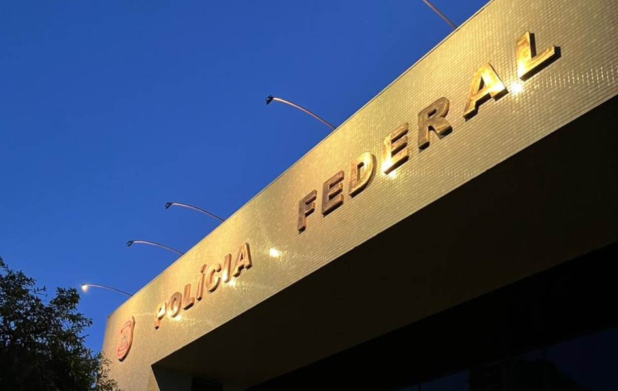 PF em Foz do Iguaçu combate crimes contra crianças e adolescentes na internet